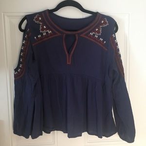 Cold shoulder shein top
